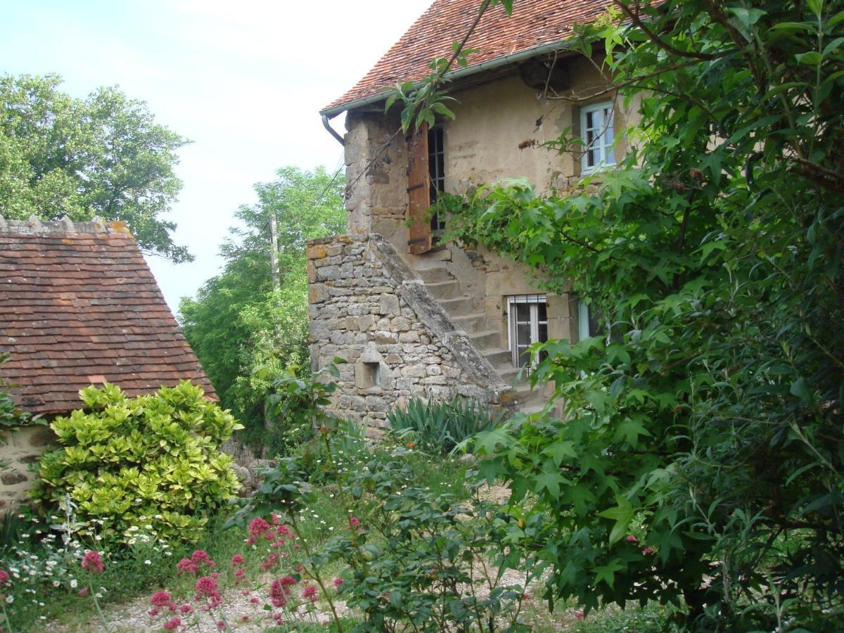 Bed and Breakfast La Tour Marcilly-la-Gueurce Esterno foto