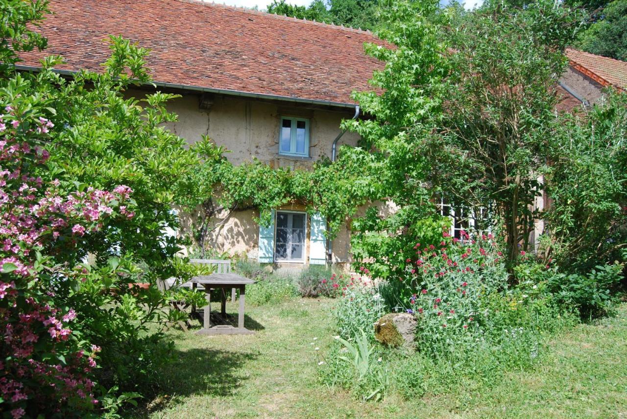 Bed and Breakfast La Tour Marcilly-la-Gueurce Esterno foto